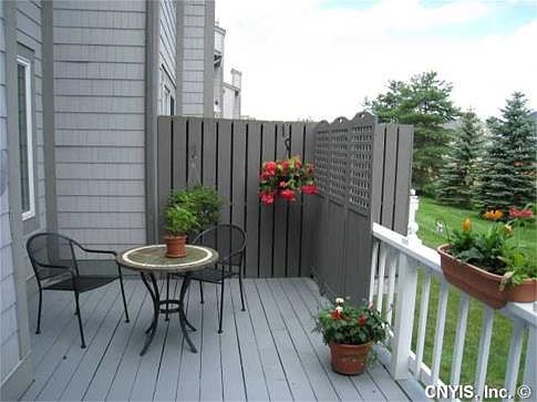 3rd image of 326 Summerhaven Dr N
