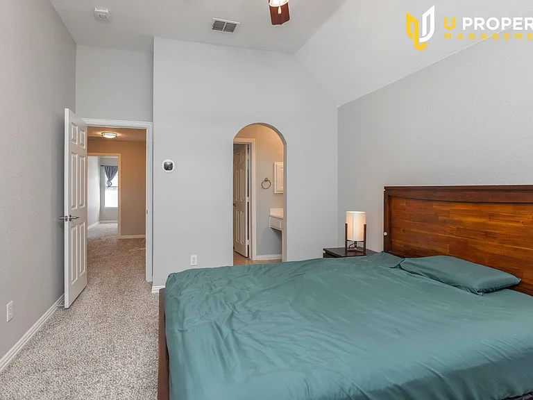 1687 Sandstone Dr — Photo 44