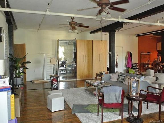 3rd image of 441 Chapel St #1C