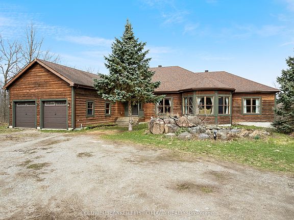 3rd image of 399 Grady Rd E