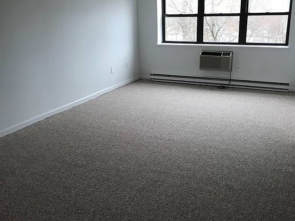 Huge living room with A/C.