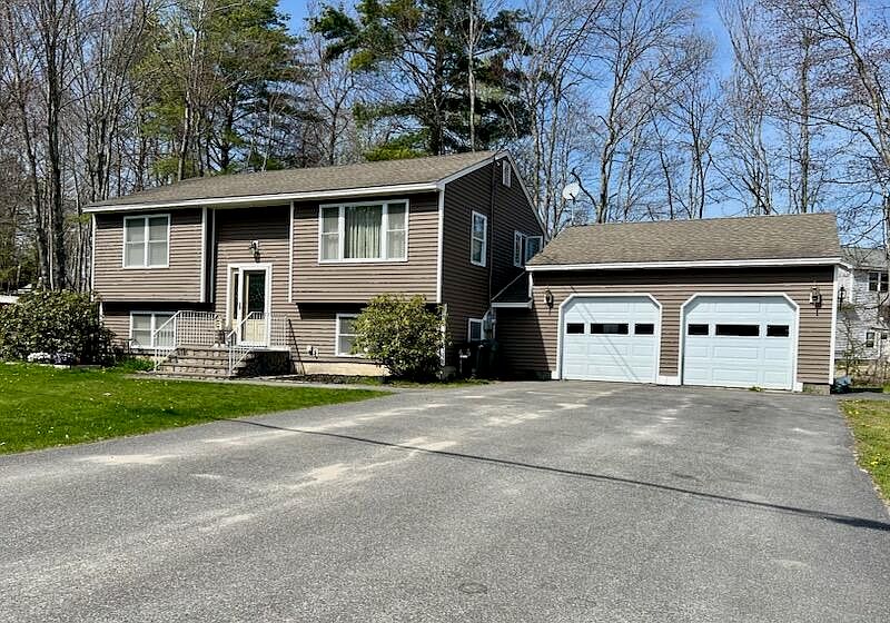 1st image of 69 Barrows Drive