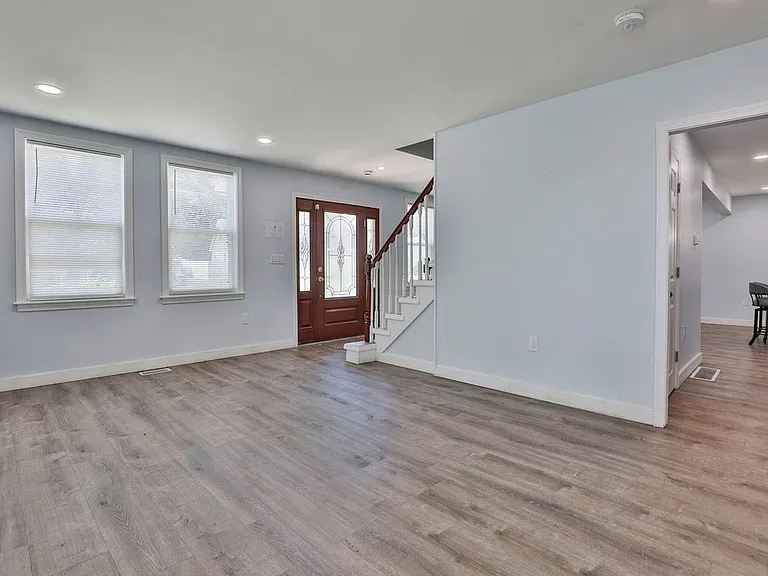 151 Tolles St — Photo 6