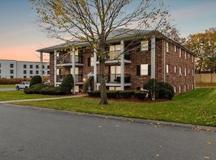 6 Walker Rd APT 2, North Andover, MA 01845