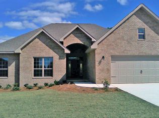 283 Paradise Palm Cir, Crestview, FL 32536