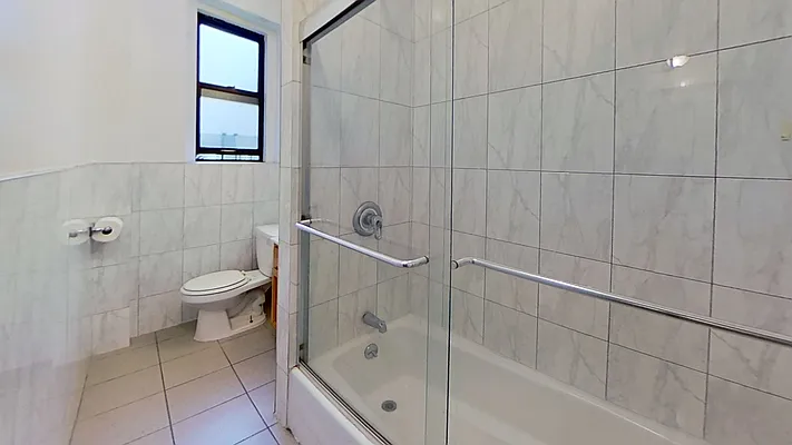 Rented by Bond New York | media 45