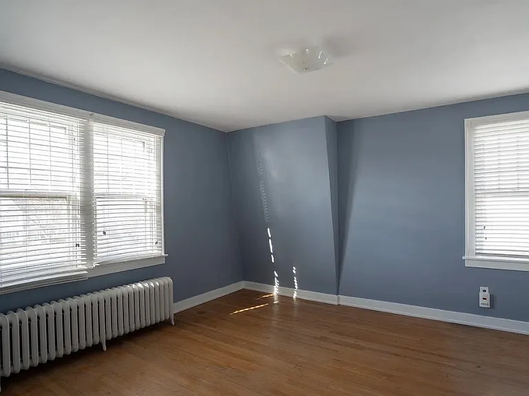 1 McLeod Rd — Photo 9