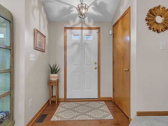 3rd image of 6019 Carmell Dr