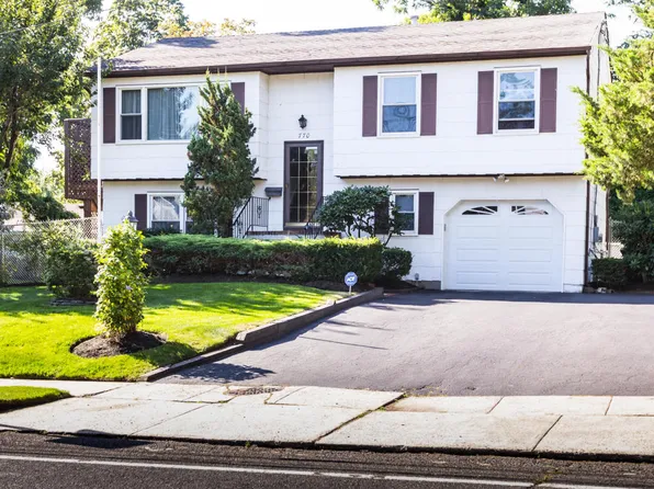 770 Leonardville Rd, Leonardo, NJ 07737