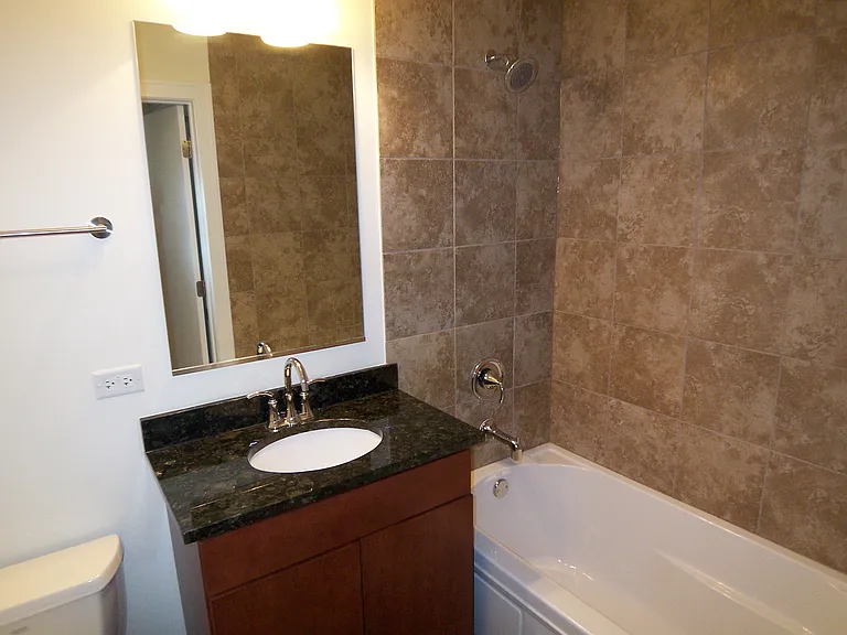 1791 W Howard St #3 — Photo 13