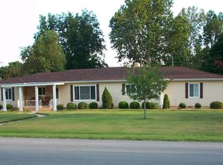 1952 E Wayland St, Springfield, MO 65804