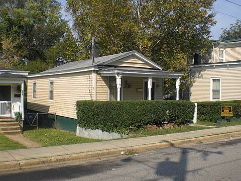 2nd image of 209 Shore St