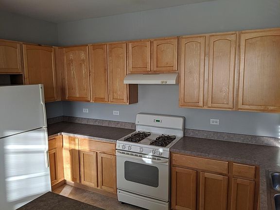 3rd image of 1496 Cambria Dr #209-1