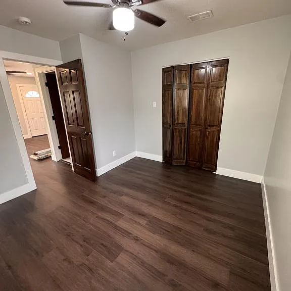 8733 S 51st Ave — Photo 10