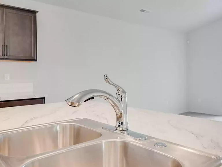 2523 E Moon Eye Dr — Photo 8
