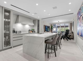 200 SE Mizner Blvd UNIT 204, Boca Raton, FL 33432