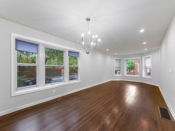 2nd image of 1351 W Catalpa Ave #1