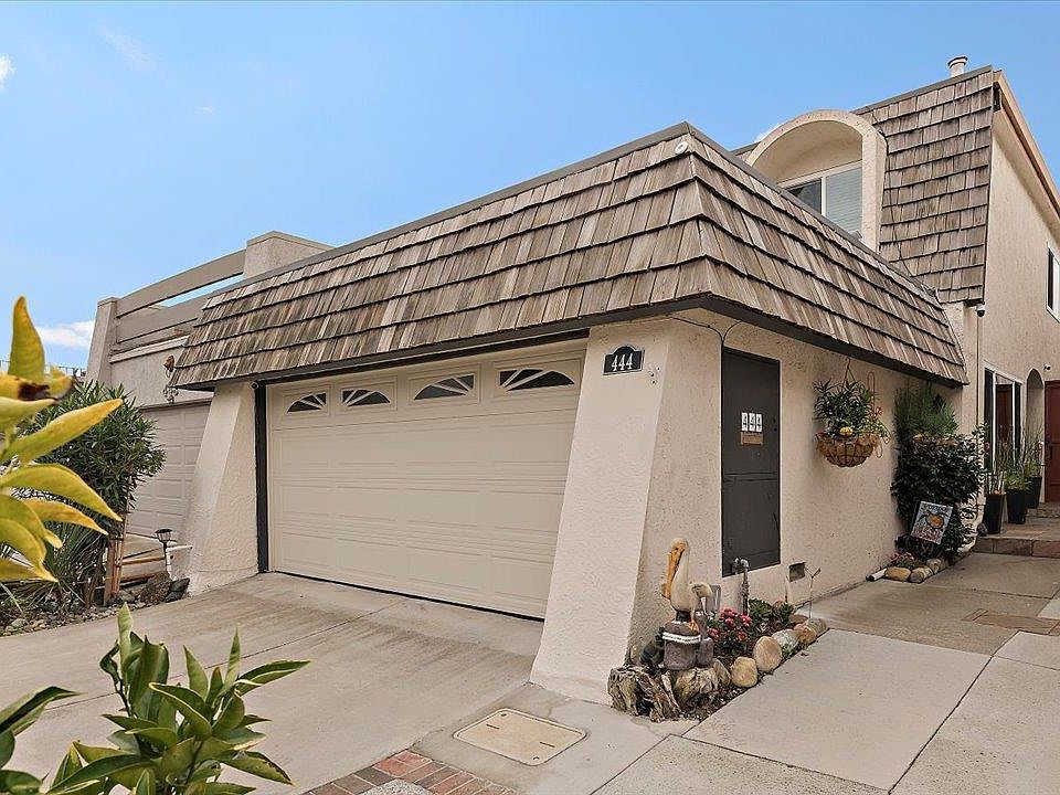 1st image of 444 Fathom Dr