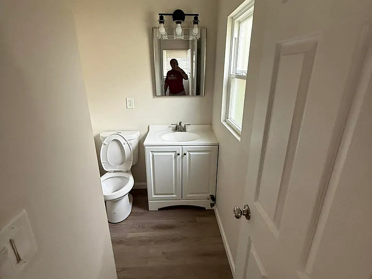 1767 Vancouver Dr — Photo 7
