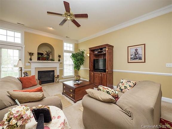4th image of 3631 Croft Haven Dr