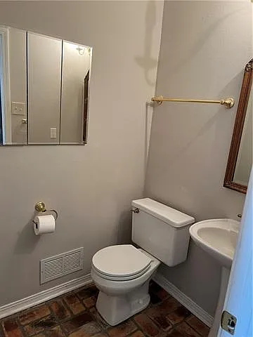 230 Cross Gates Blvd — Photo 14