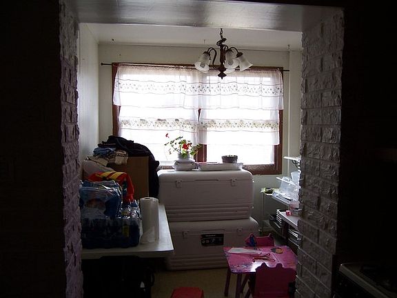 5th image of 1833 S Elmwood Ave