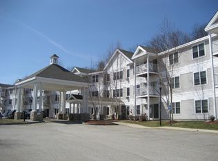 265 Edward J Roy Dr #F320A52C6, Manchester, NH 03104