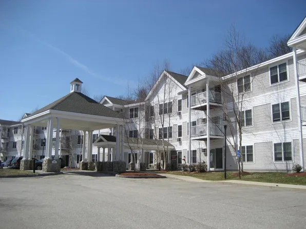 265 Edward J Roy Dr, Manchester, NH 03104