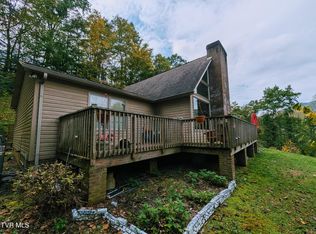 1012 Ridgeview Dr, Big Stone Gap, VA 24219