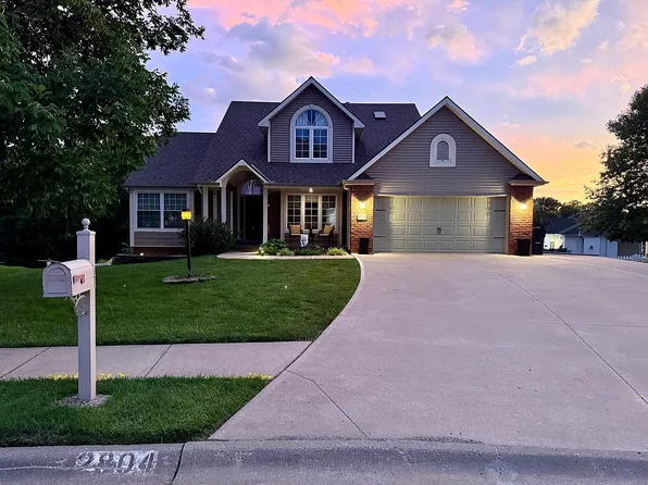 2804 Bradford Ct, Saint Joseph, MO 64506