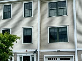 6 Village Dr, Meredith, NH 03253