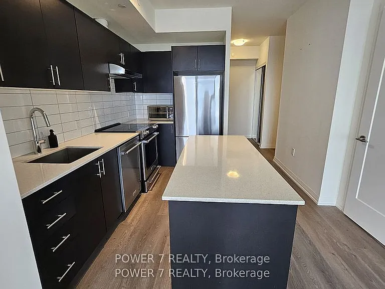 9000 Jane St #1620 — Photo 4