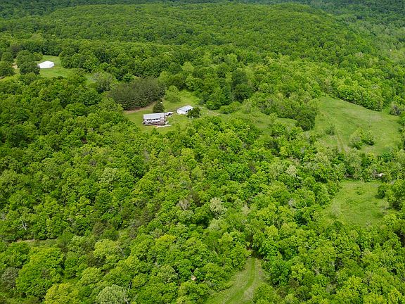 2nd image of 795 Anthony Rd