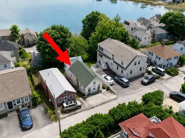 20 Hillside Rd, Hull, MA 02045