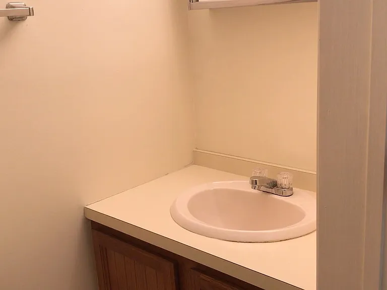 222 Cambridge Ct — Photo 39
