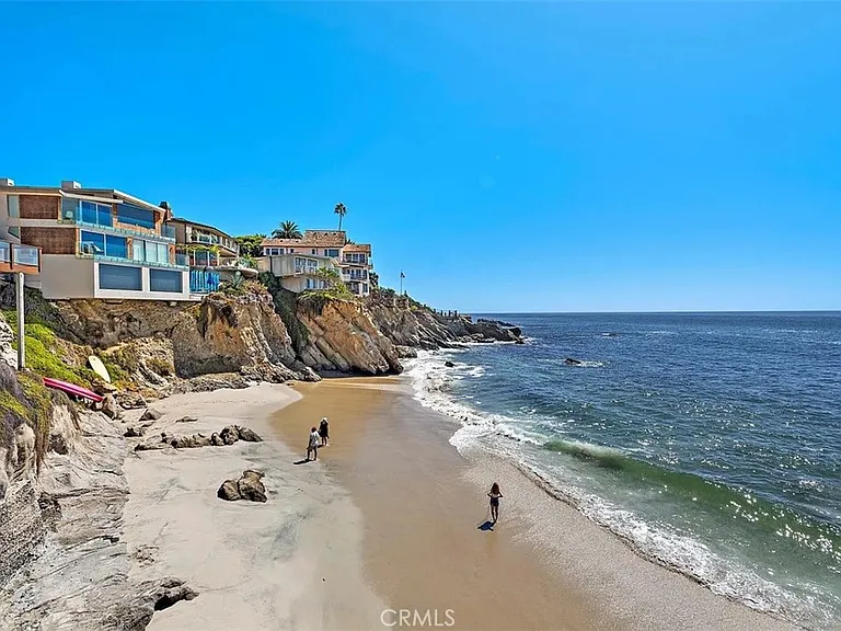 2037 S Coast Hwy #1 — Photo 8