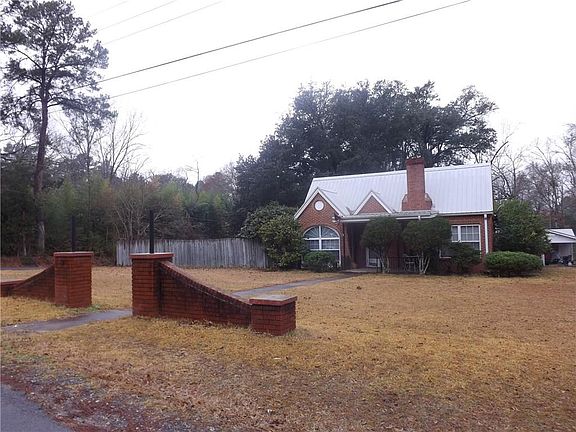 2nd image of 228 Bellevue St
