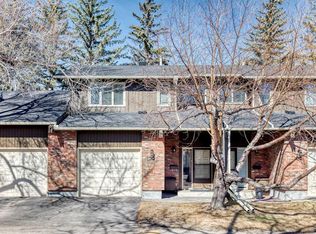 10001 S Brookpark Blvd SW #33, Calgary, AB T2W3E3