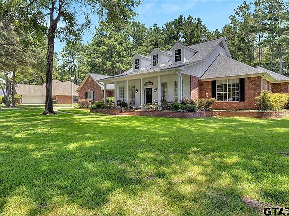 4th image of 18005 Oak Forest Dr