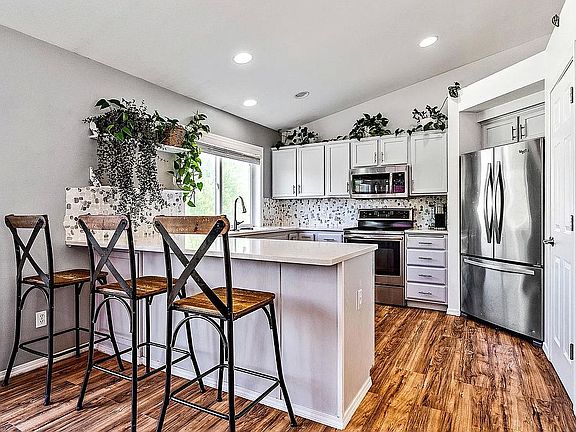 5th image of 23129 E Settler Dr