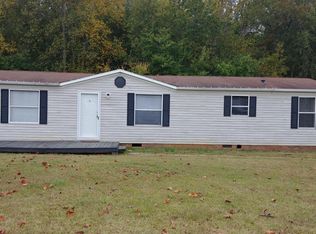 504 Mountain Meadows Dr, Bessemer City, NC 28016