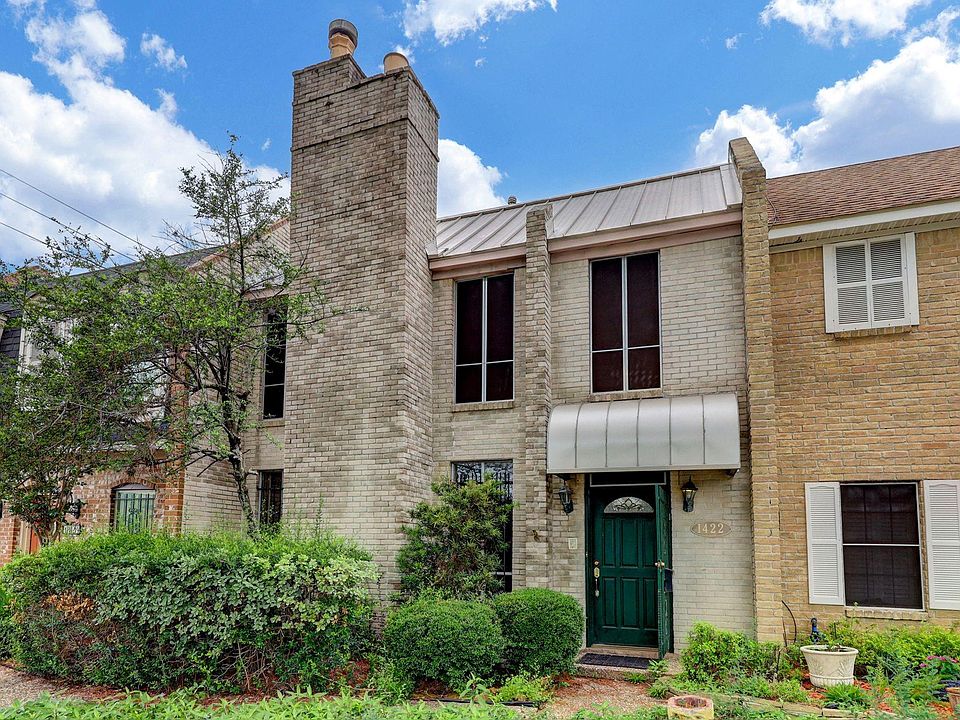 1st image of 1422 Walnut Bend Ln #1-14