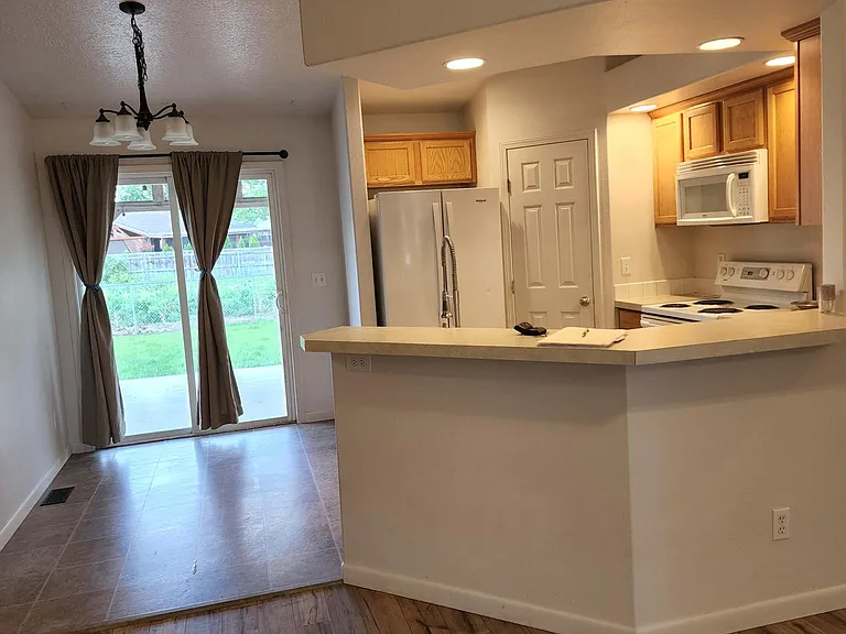 1199 Condor Dr — Photo 9