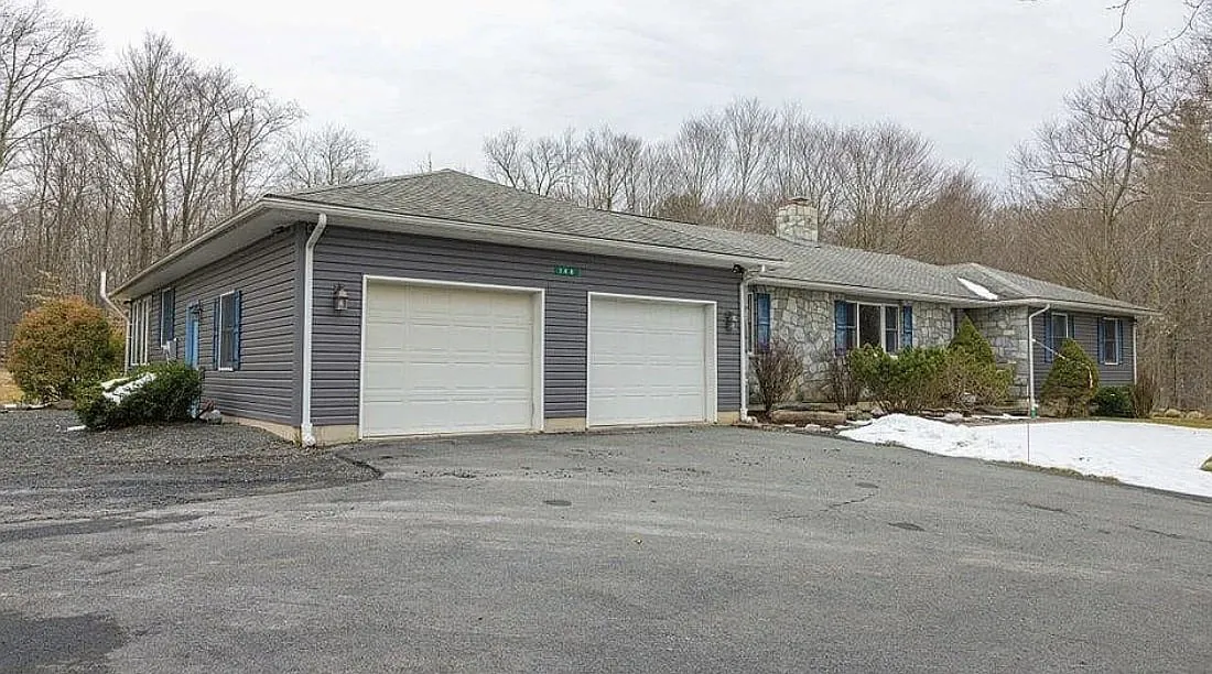 148 Doria Dr photo 1