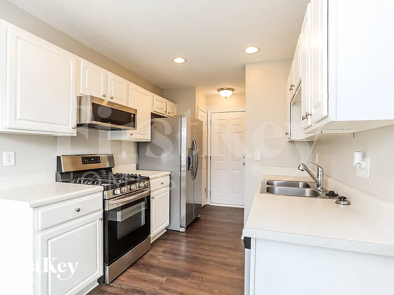 11013 Feather Grass Ln — Photo 6