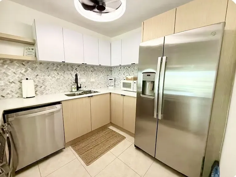 Cond Grand Bay Beach Club Apt 112 PR 187 Km 4 — Photo 9