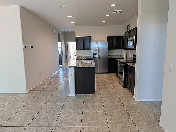 36488 W Barcelona Ln — Photo 6