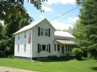 W7733 County Road M, Shawano, WI 54166