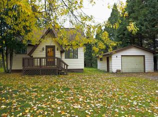 N10209 Lake Rd, Ironwood, MI 49938
