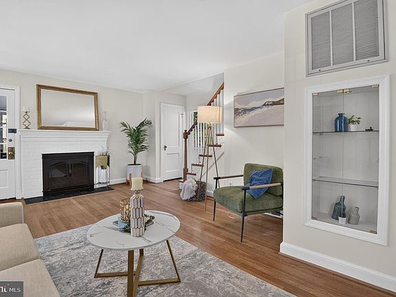 5th image of 314 Whitestone Rd